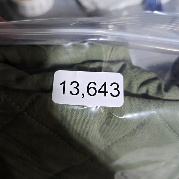 Vintage Duluth Trading Vest Men XL Green Zip Quilted Pockets Hike Fish Dad Photo - Picture 9 of 9